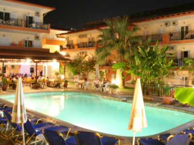 Sarantis_hotel_haklidiki