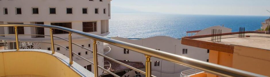 hotel prezident saranda